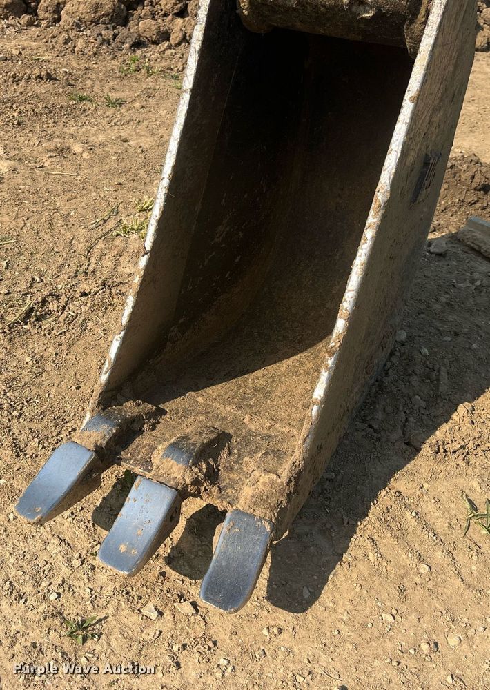 image for item LA9924 2013 Takeuchi TB180FR  mini excavator