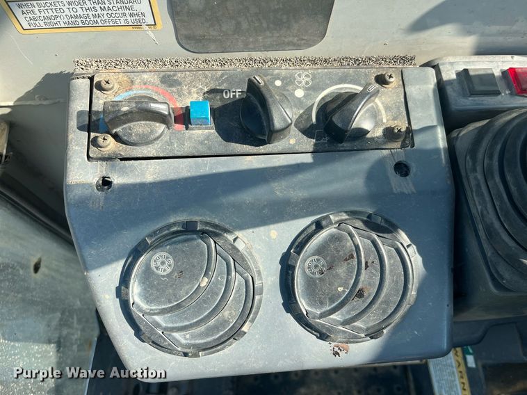 image for item LA9924 2013 Takeuchi TB180FR  mini excavator