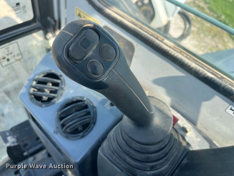 image for item LA9924 2013 Takeuchi TB180FR  mini excavator