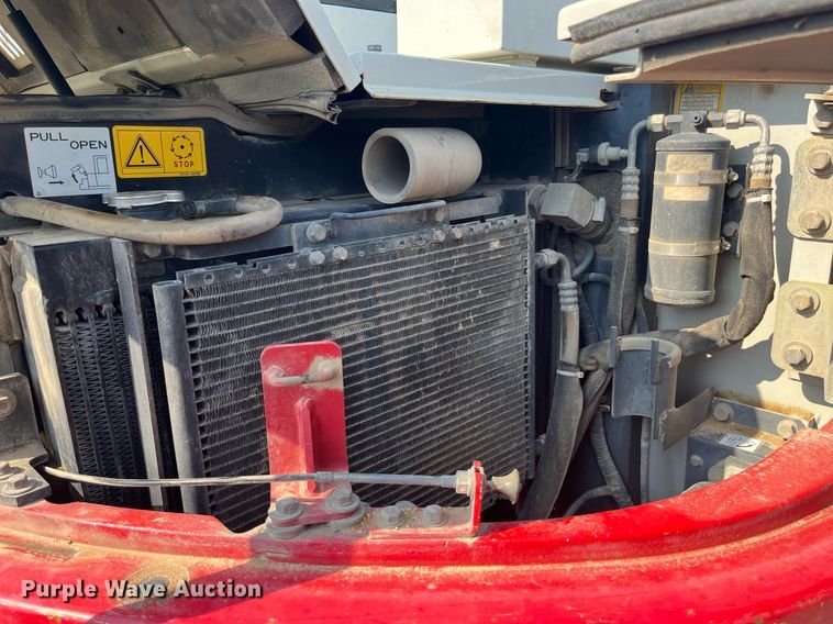 image for item LA9924 2013 Takeuchi TB180FR  mini excavator