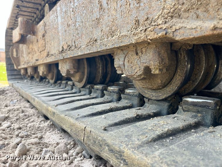 image for item LA9924 2013 Takeuchi TB180FR  mini excavator