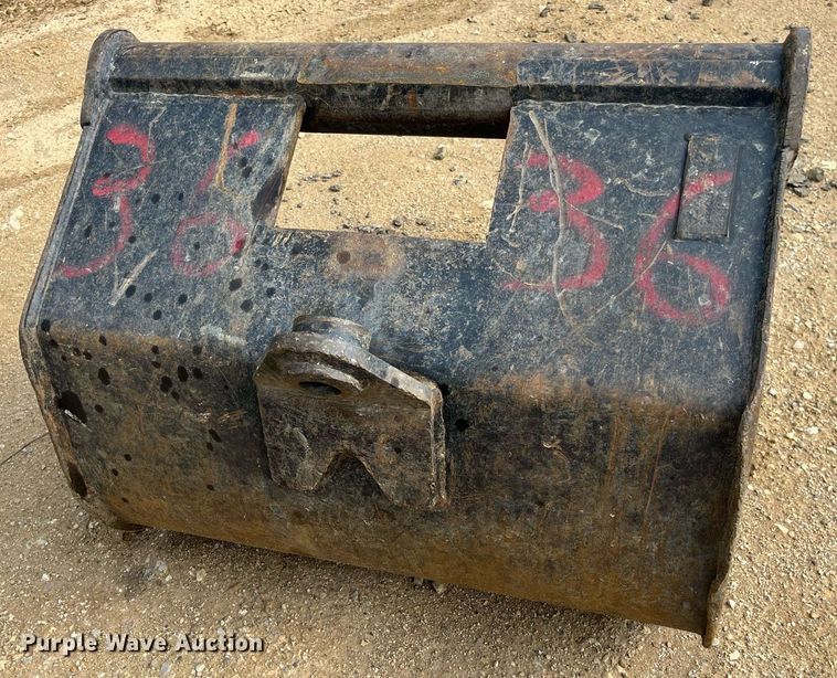 image for item LA9924 2013 Takeuchi TB180FR  mini excavator