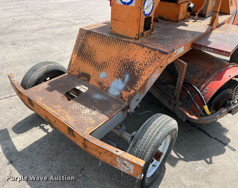 image for item LA9925 1996 Broce RJ300  sweeper