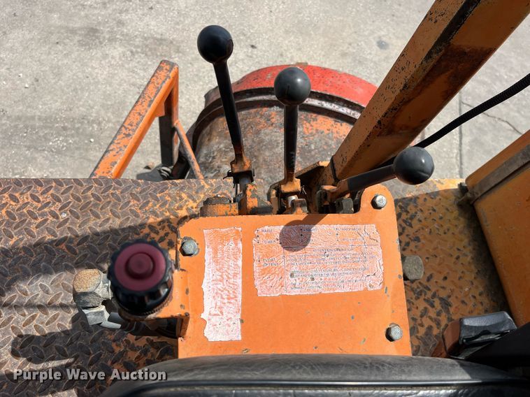 image for item LA9925 1996 Broce RJ300  sweeper