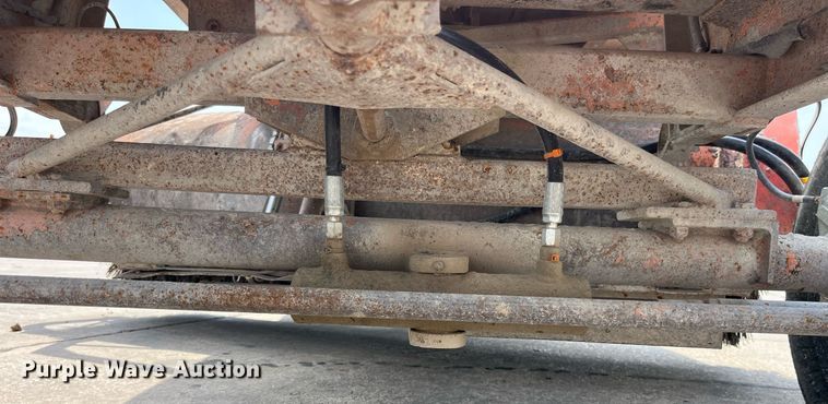 image for item LA9925 1996 Broce RJ300  sweeper