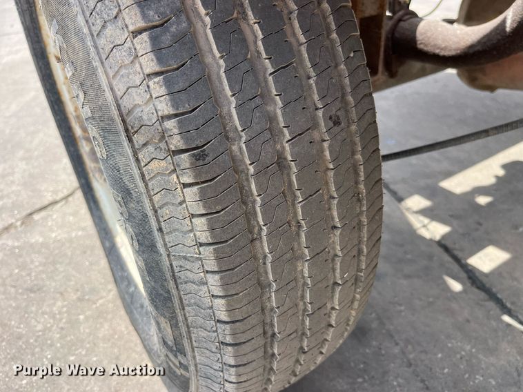 image for item LA9925 1996 Broce RJ300  sweeper