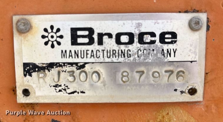 image for item LA9925 1996 Broce RJ300  sweeper