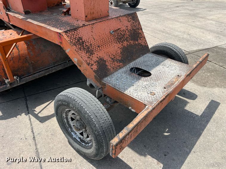 image for item LA9926 2001 Broce RC350  sweeper