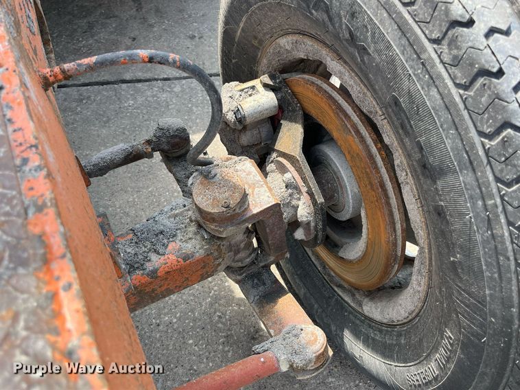 image for item LA9926 2001 Broce RC350  sweeper