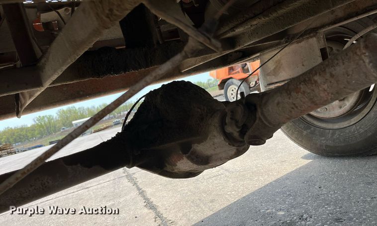 image for item LA9926 2001 Broce RC350  sweeper