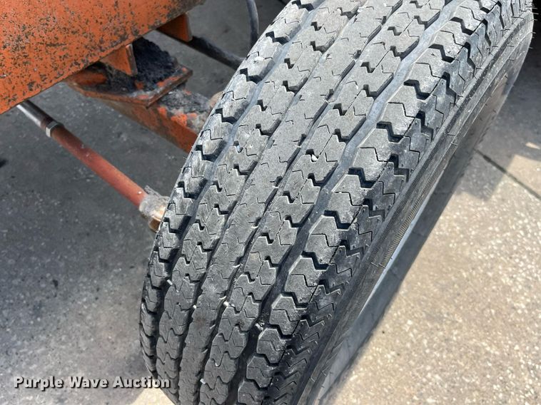 image for item LA9926 2001 Broce RC350  sweeper