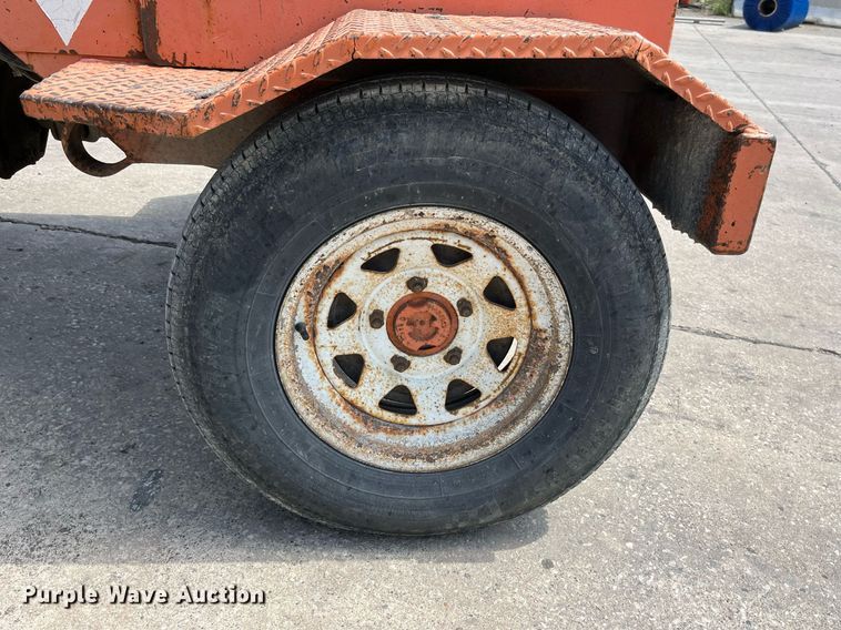 image for item LA9926 2001 Broce RC350  sweeper