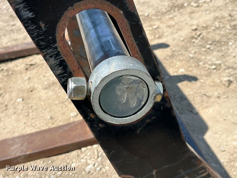 image for item LA9934 47"L forks