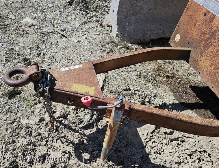 image for item LE9343 1993 LeRoi International 185  air compressor