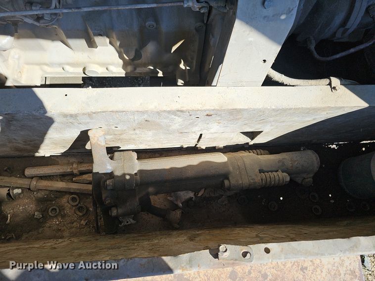 image for item LE9343 1993 LeRoi International 185  air compressor