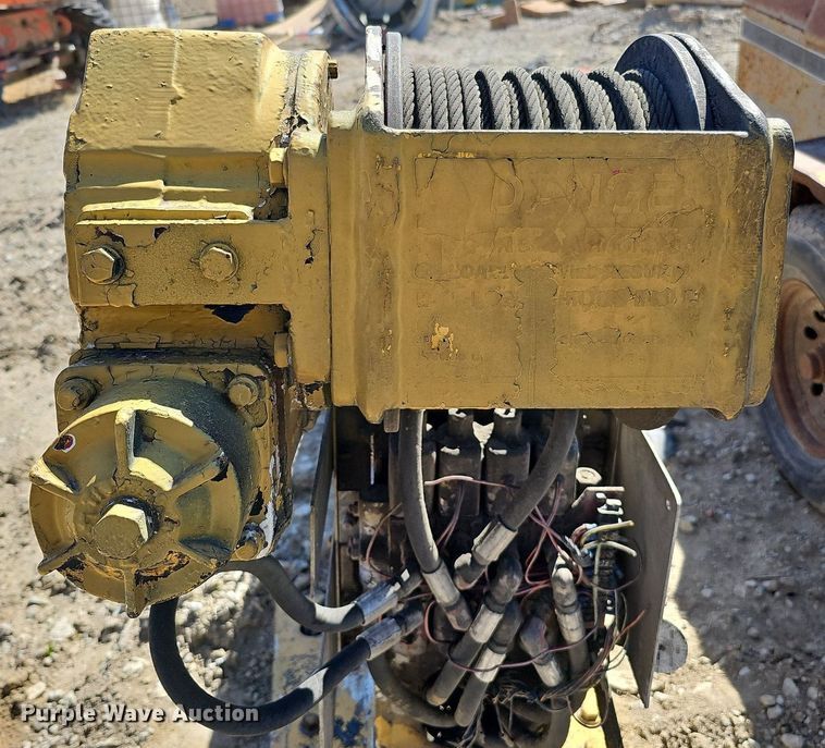 image for item LE9344 IMT 315A  crane