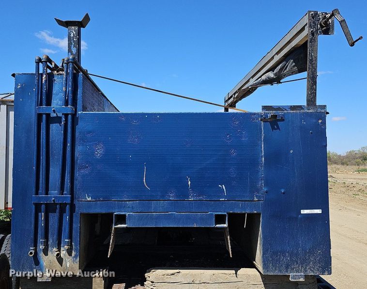 image for item LE9345 Auto Crane  utility bed