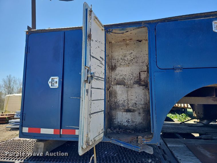 image for item LE9345 Auto Crane  utility bed