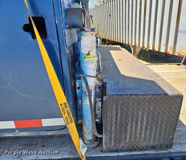 image for item LE9345 Auto Crane  utility bed