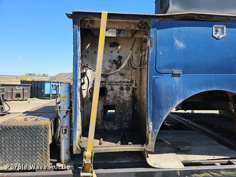 image for item LE9345 Auto Crane  utility bed