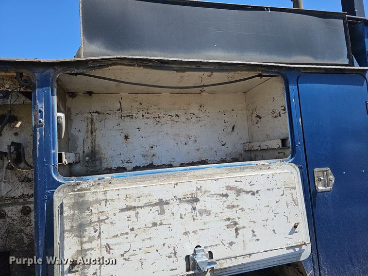 image for item LE9345 Auto Crane  utility bed