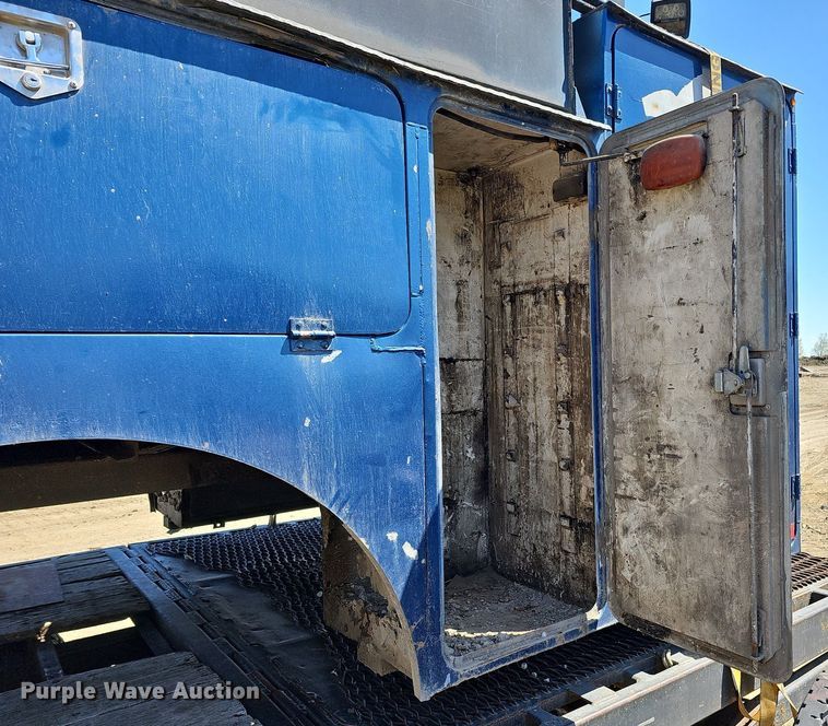 image for item LE9345 Auto Crane  utility bed