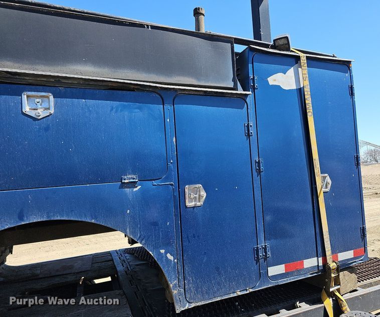 image for item LE9345 Auto Crane  utility bed