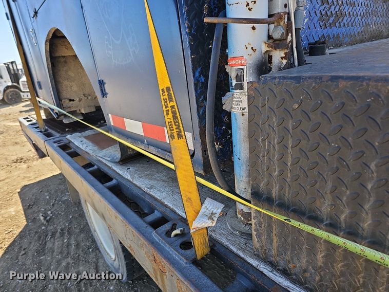 image for item LE9345 Auto Crane  utility bed