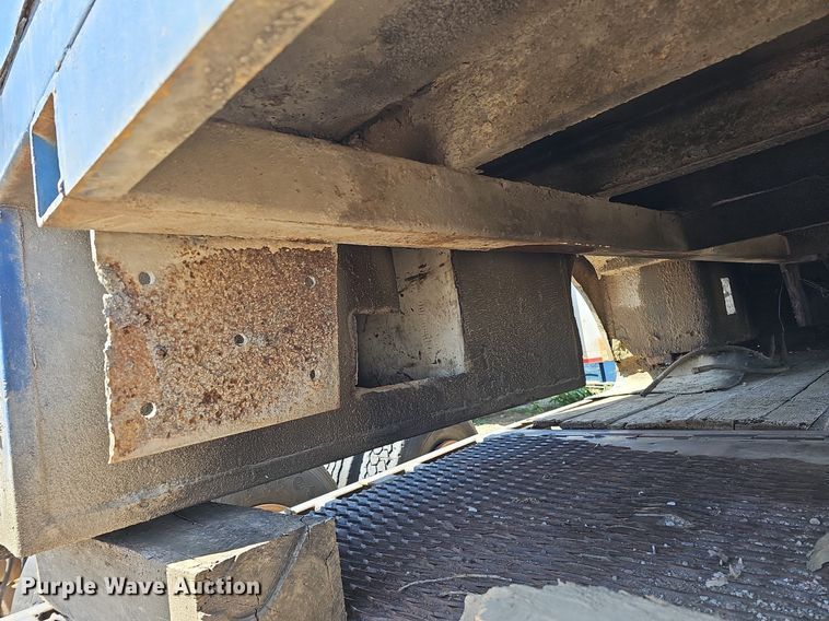 image for item LE9345 Auto Crane  utility bed