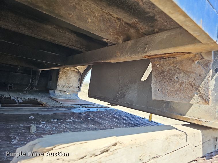 image for item LE9345 Auto Crane  utility bed