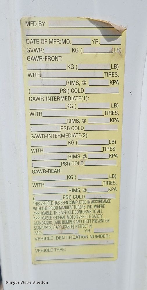 image for item LE9346 2012 International TerraStar  truck cab and chassis