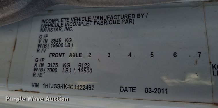 image for item LE9346 2012 International TerraStar  truck cab and chassis