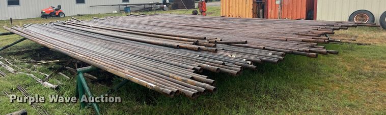 image for item LG9048 (30) joints of 33'L x 2 3/8" diameter oilfield pipe