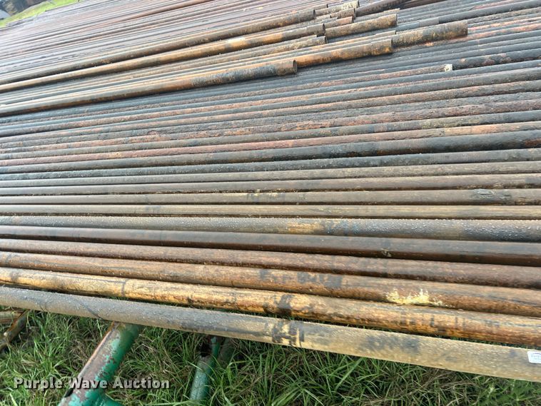 image for item LG9048 (30) joints of 33'L x 2 3/8" diameter oilfield pipe