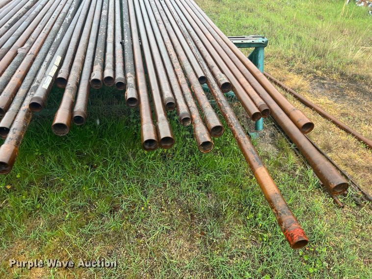 image for item LG9048 (30) joints of 33'L x 2 3/8" diameter oilfield pipe