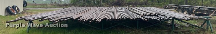 image for item LG9049 (30) joints of 33'L x 2 3/8" diameter oilfield pipe