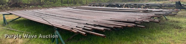 image for item LG9050 (30) joints of 33'L x 2 3/8" diameter oilfield pipe