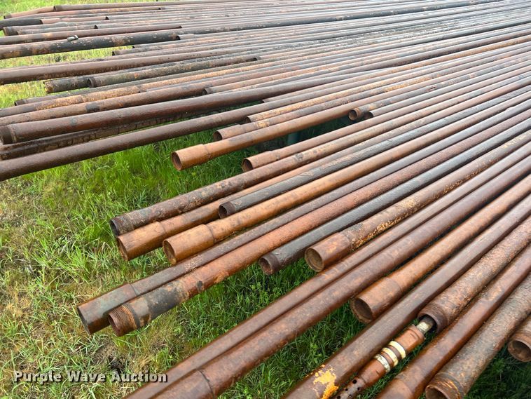 image for item LG9050 (30) joints of 33'L x 2 3/8" diameter oilfield pipe