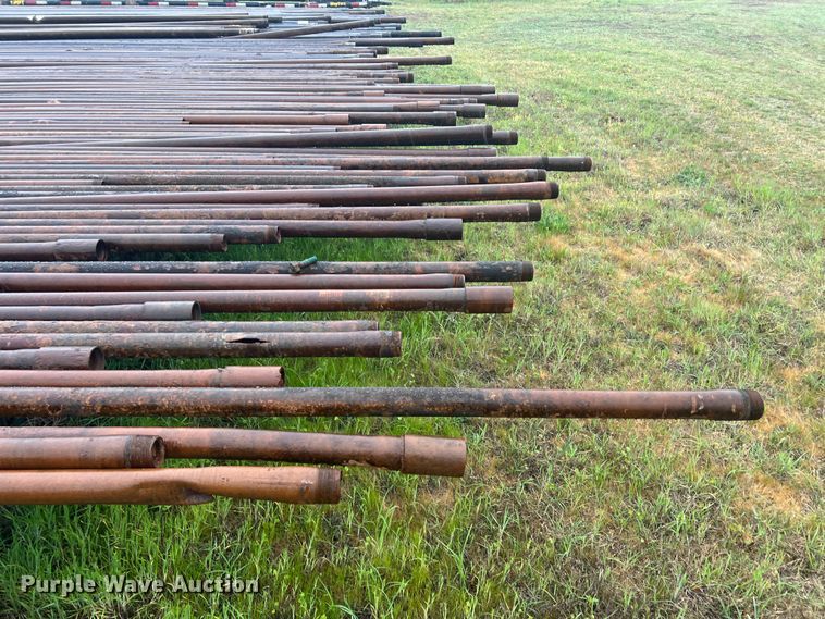 image for item LG9050 (30) joints of 33'L x 2 3/8" diameter oilfield pipe