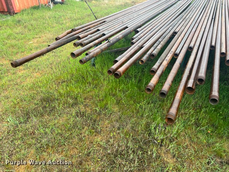 image for item LG9050 (30) joints of 33'L x 2 3/8" diameter oilfield pipe