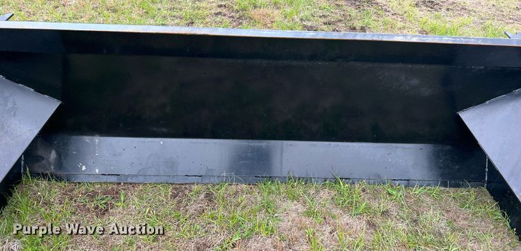 image for item LG9061 92" W skid steer box blade