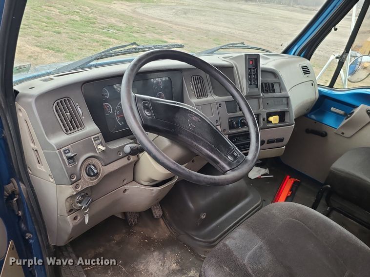 image for item LH9927 2007 Sterling Acterra  flatbed truck