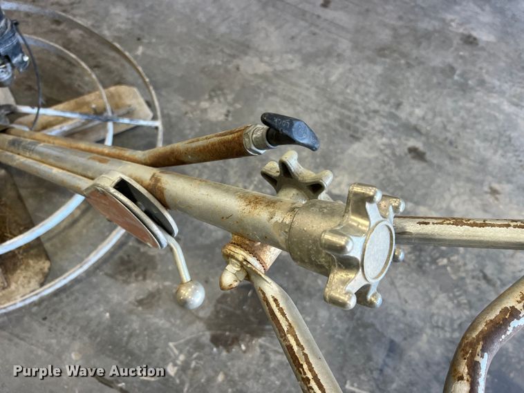 image for item LI9621 Best CF464  power trowel