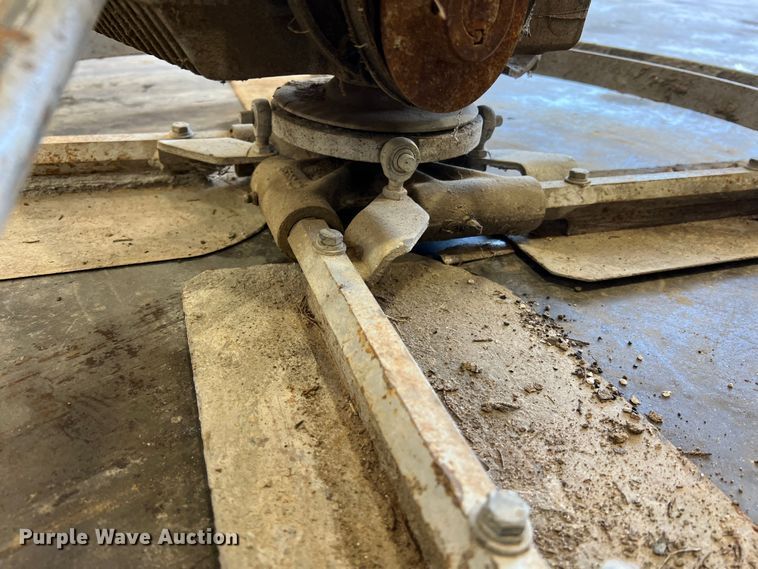 image for item LI9621 Best CF464  power trowel