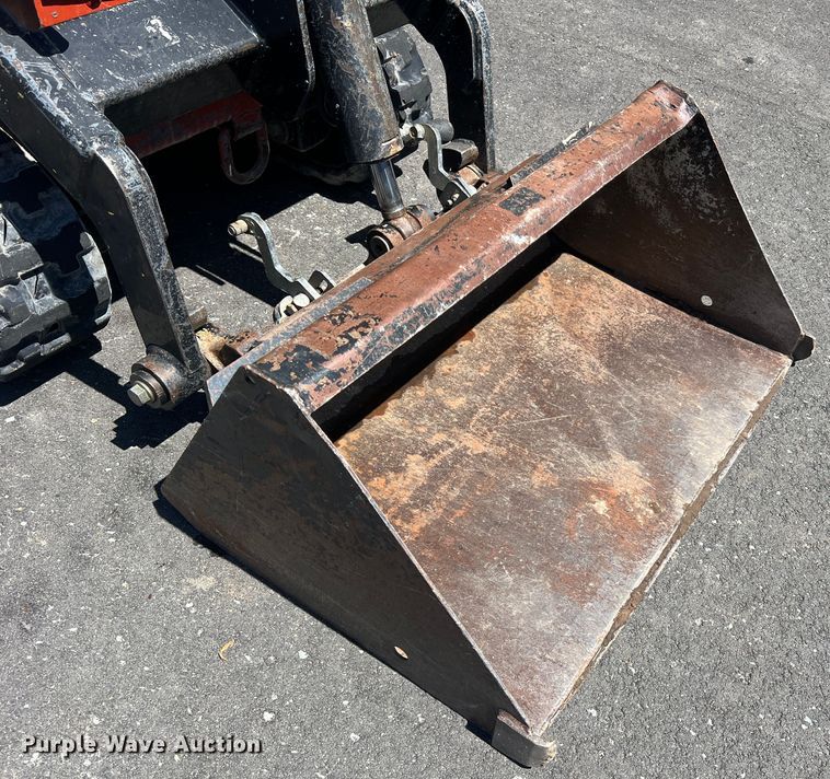 image for item LI9623 2017 Ditch Witch SK600  compact utility loader