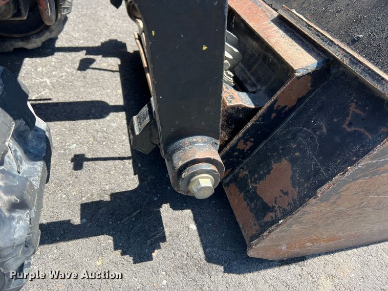 image for item LI9623 2017 Ditch Witch SK600  compact utility loader