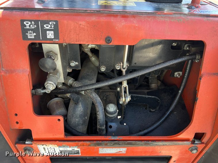 image for item LI9623 2017 Ditch Witch SK600  compact utility loader