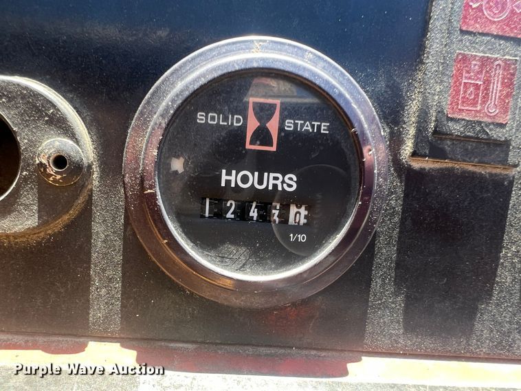 image for item LI9623 2017 Ditch Witch SK600  compact utility loader