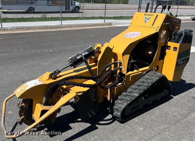 image for item LI9624 2016 Vermeer SC30TX  stump grinder