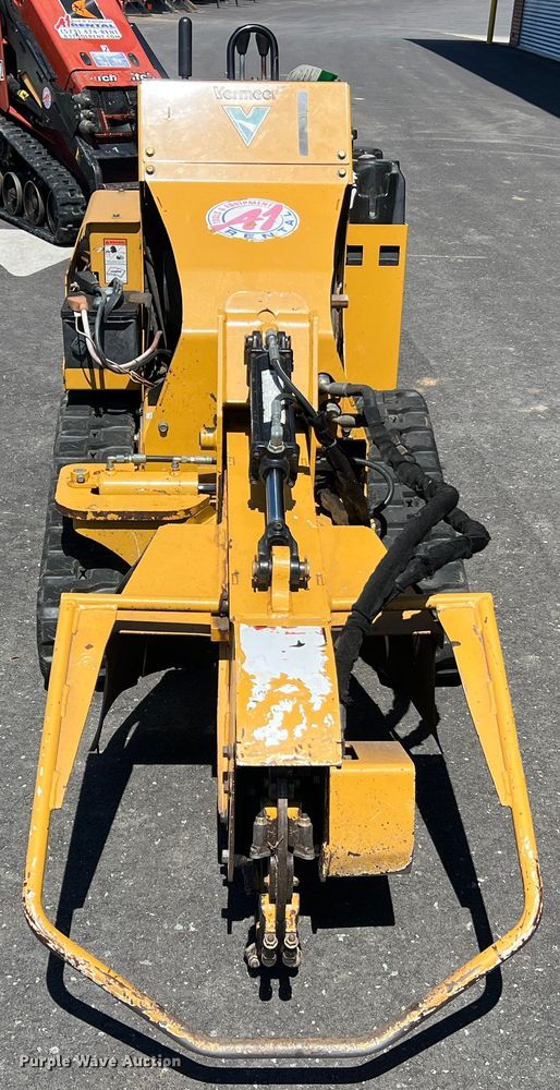 image for item LI9624 2016 Vermeer SC30TX  stump grinder